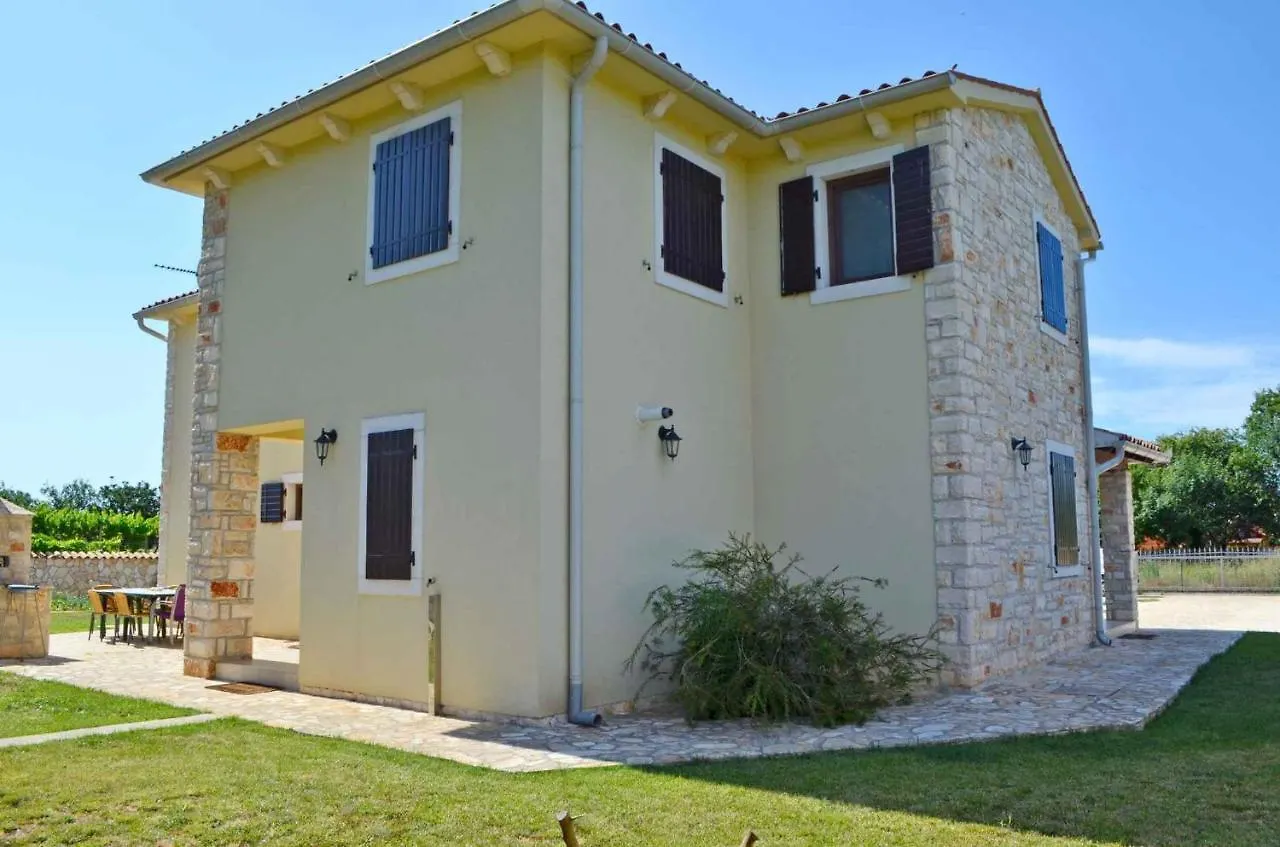 Holiday Home In Medulin/Istrien 9246
