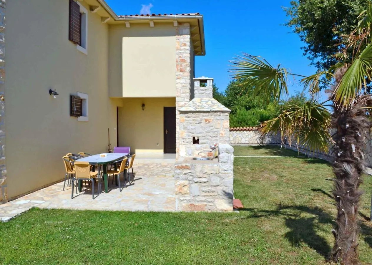 Holiday Home In Medulin/Istrien 9246
